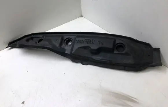 Fender end trim