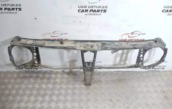 Volkswagen Golf II Radiator support slam panel