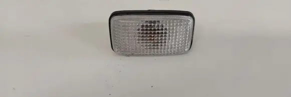 Nissan X-Trail T30 Front fender indicator light