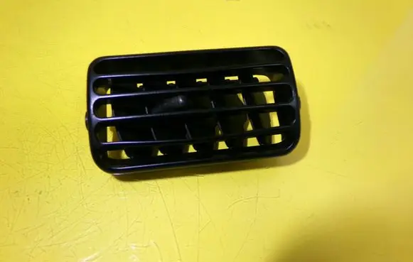 Suzuki Jimny Dashboard side air vent grill/cover trim 73612-81ARO