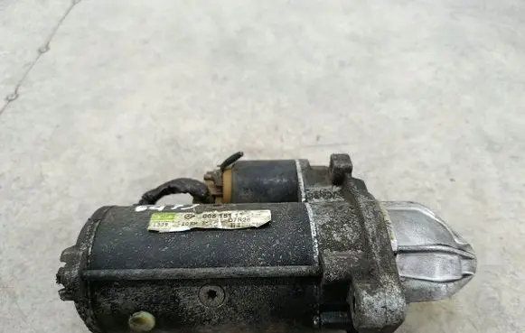 Mercedes-Benz Vito Viano W638 Starter motor