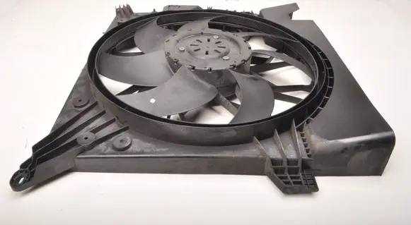 Volvo XC90 Electric radiator cooling fan 30612864
