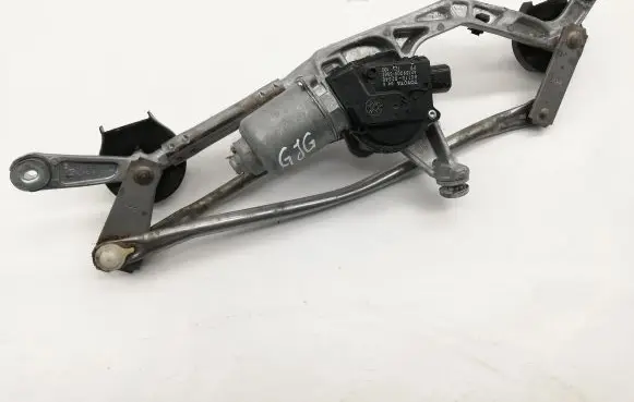 Toyota Auris E180 Front wiper linkage and motor 8511002340