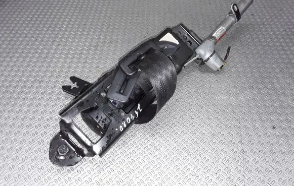 Volvo S40 Front seatbelt 6012243R0L