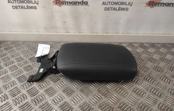 KIA Sportage Armrest 