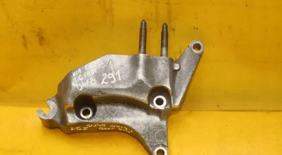 KIA Ceed Engine mounting bracket