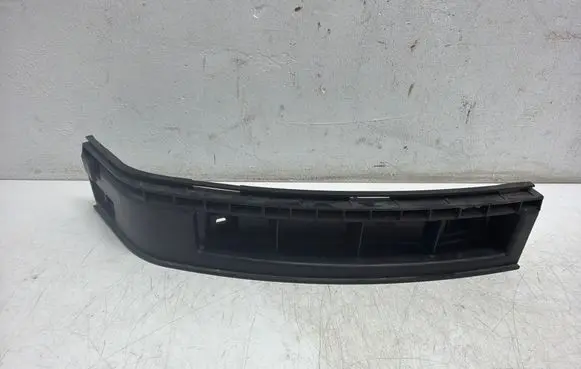 Volvo S80 Rear bumper mounting bracket 30655124