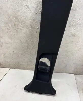 Mercedes-Benz GLC X253 C253 (B) pillar trim (top) A2536902201