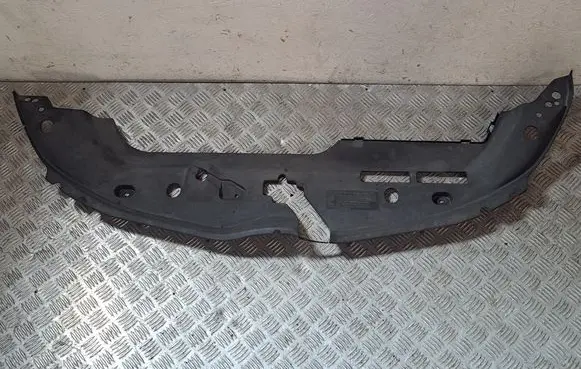 Toyota Verso Radiator trim 532890F030 531400F010