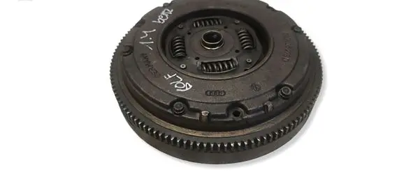 Volkswagen Golf IV Clutch set kit 027105273D