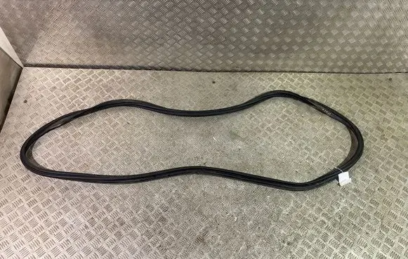 Volvo XC90 Trunk rubber seal (body) 