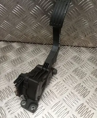 Ford Focus Accelerator throttle pedal 6PV00864162