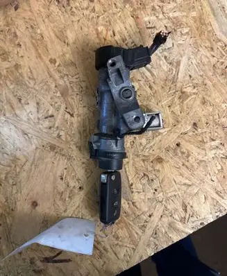 Seat Ibiza IV (6J,6P) Ignition lock 6R0905851