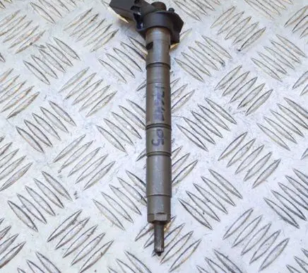 Fuel injector