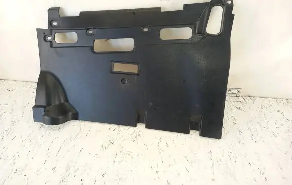 BMW 7 E65 E66 Dashboard lower bottom trim panel 8223669 72758410