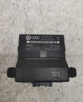 Volkswagen PASSAT B6 Gateway control module 3C0907530E