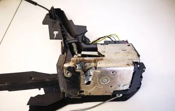 Ford Fiesta Front door lock 2S6AA21813BJ