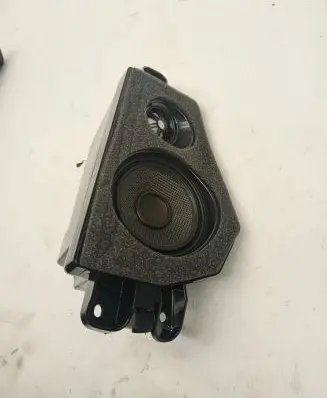 BMW X6 F16 Parcel shelf speaker 9354324