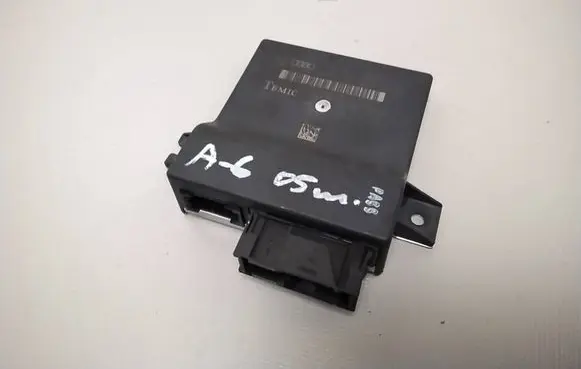 Audi A6 S6 C6 4F Gateway control module 4F0907468D 4F0910468A