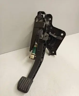 Ford Mondeo MK IV Clutch pedal 7G9N7B633AGC