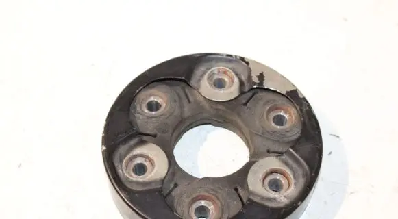 Volkswagen PASSAT B7 Rear prop shaft donut coupling/joint GAV01003