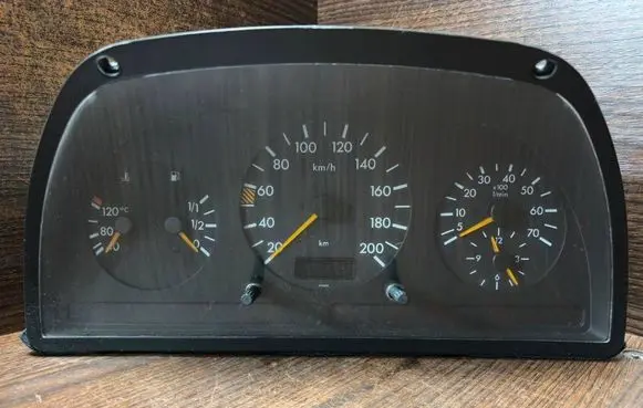 Mercedes-Benz Vito Viano W638 Speedometer (instrument cluster) 0005428801 110008850