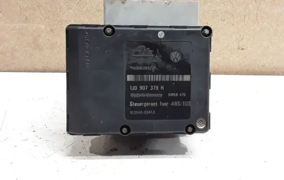 Skoda Octavia Mk1 (1U) ABS Pump 1J0907379H 1J0614217C