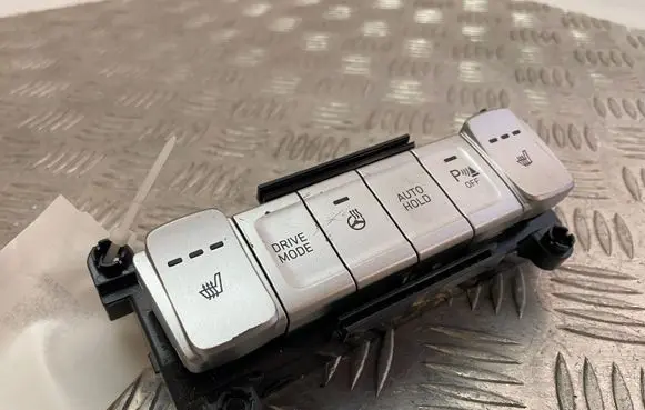 Hyundai Kona I A set of switches 93300K4110