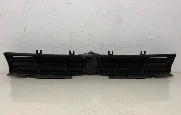 BMW 5 G30 G31 G38 Intercooler air guide/duct channel 5A218F602