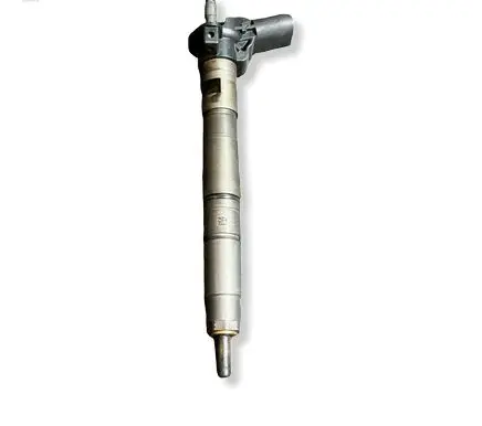 Volkswagen PASSAT CC Fuel injector 03L130277 0445116030