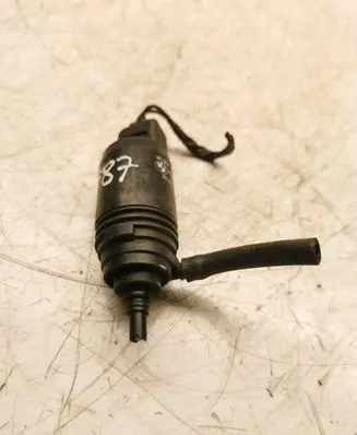 BMW 1 E81 E87 Windscreen/windshield washer pump 23537610 7199567