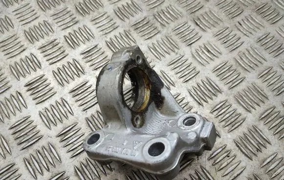Peugeot 2008 I Driveshaft support bearing bracket 9680276880