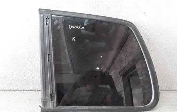 Volkswagen Touran I Rear side window