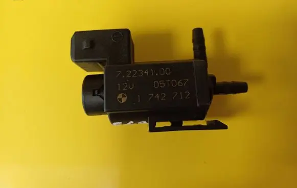 BMW 5 E60 E61 Turbo solenoid valve 1742712 72234100