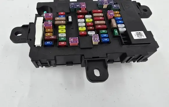 Polestar 4 Fuse module 80009932 574332 8893704364