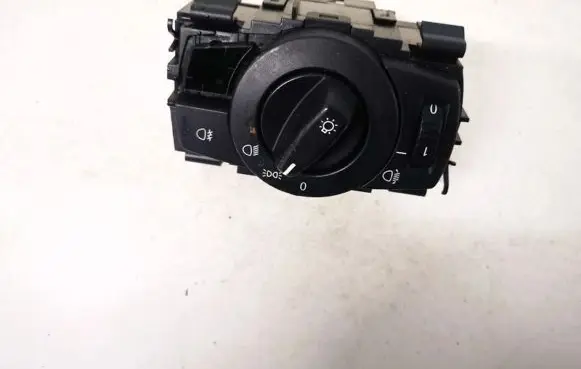 BMW 1 E81 E87 Light switch 6932794 33600102