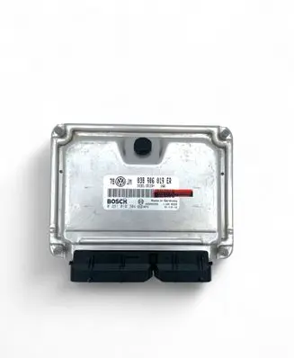 Volkswagen PASSAT B5 Engine control unit/module 038906019ER 28SA5352 0281010704