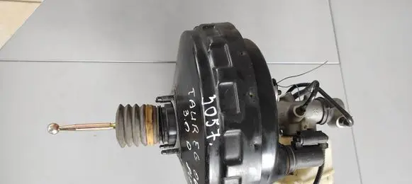Volkswagen Touareg I Brake booster 7L6612101 03786926014