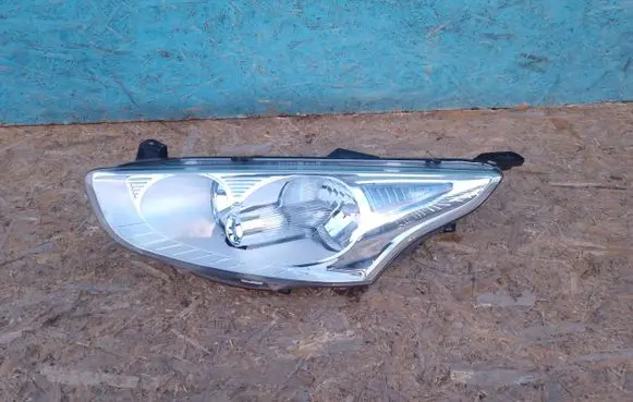 Ford B-MAX Headlight/headlamp