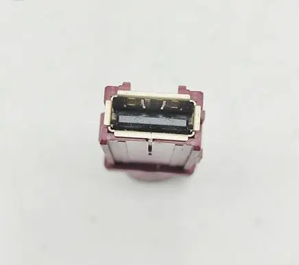 Volvo XC40 USB socket connector 31438295 31438295AA