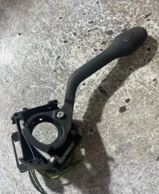 Volkswagen Polo III 6N 6N2 6NF Wiper control stalk 1H6953503AA