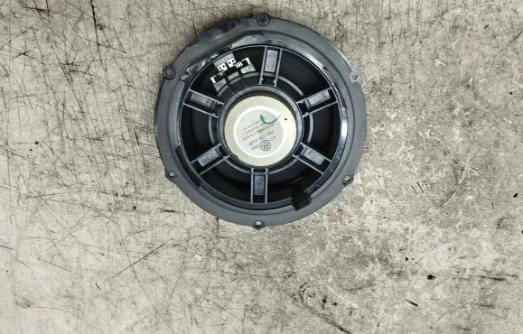 Volkswagen Golf V Front door speaker 1K0035454P 00475460004 030615005A