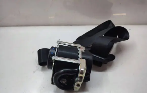 Land Rover Discovery Sport Front seatbelt 628633700