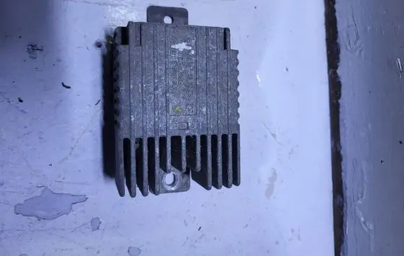 Mercedes-Benz A W168 Coolant fan relay E50001004 A023456832