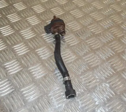 Citroen C3 Turbo solenoid valve 2580008B