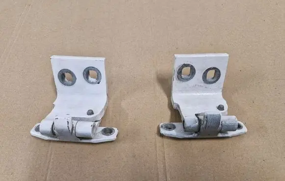 Hummer H3 Rear door hinge set 