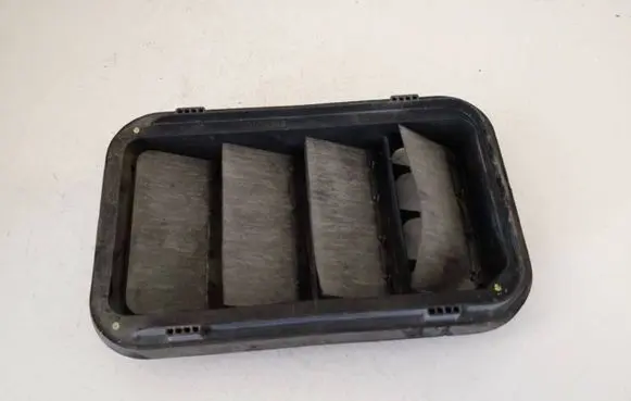 Opel Crossland X Air intake duct part 13502349
