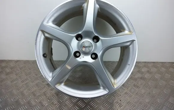 R16 alloy rim
