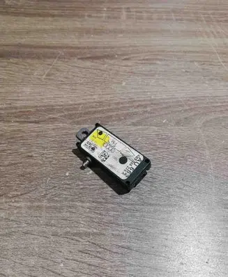 Audi A6 S6 C5 4B Aerial antenna amplifier 4B9035225A