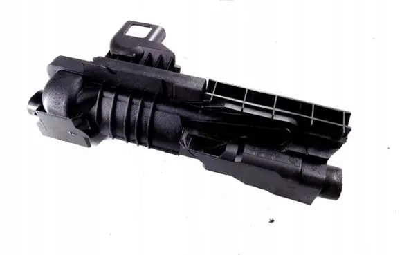 BMW X3 E83 Radiator mount bracket 7530254